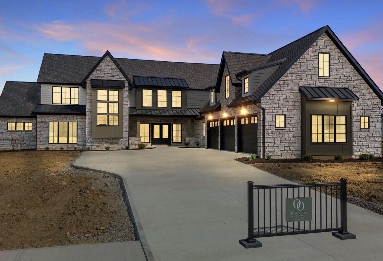 594 Contour Cv Huntertown IN